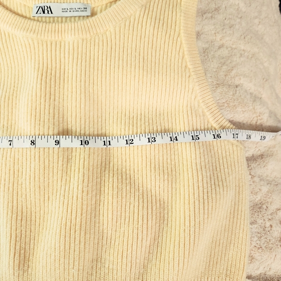 Zara Yellow Knit Crop Top - Picture 4 of 7
